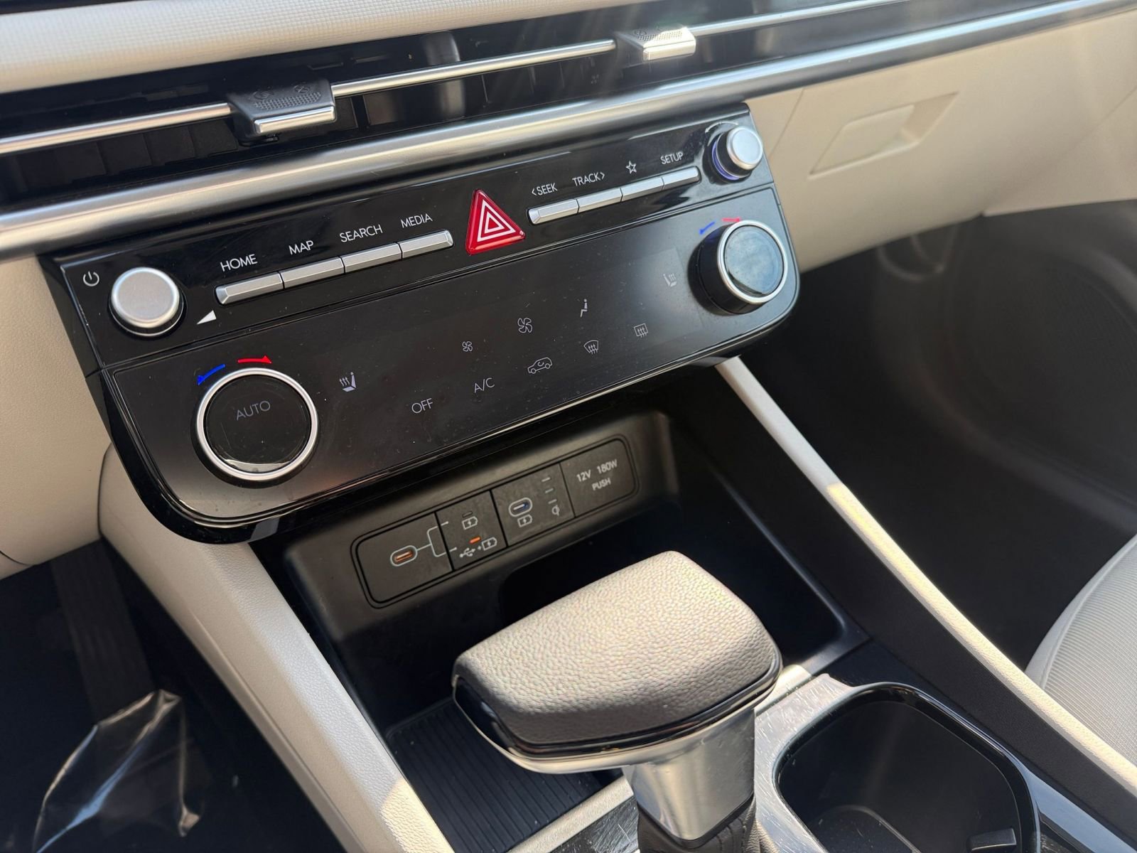 Thumbnail: 2025 Hyundai Tucson - 17