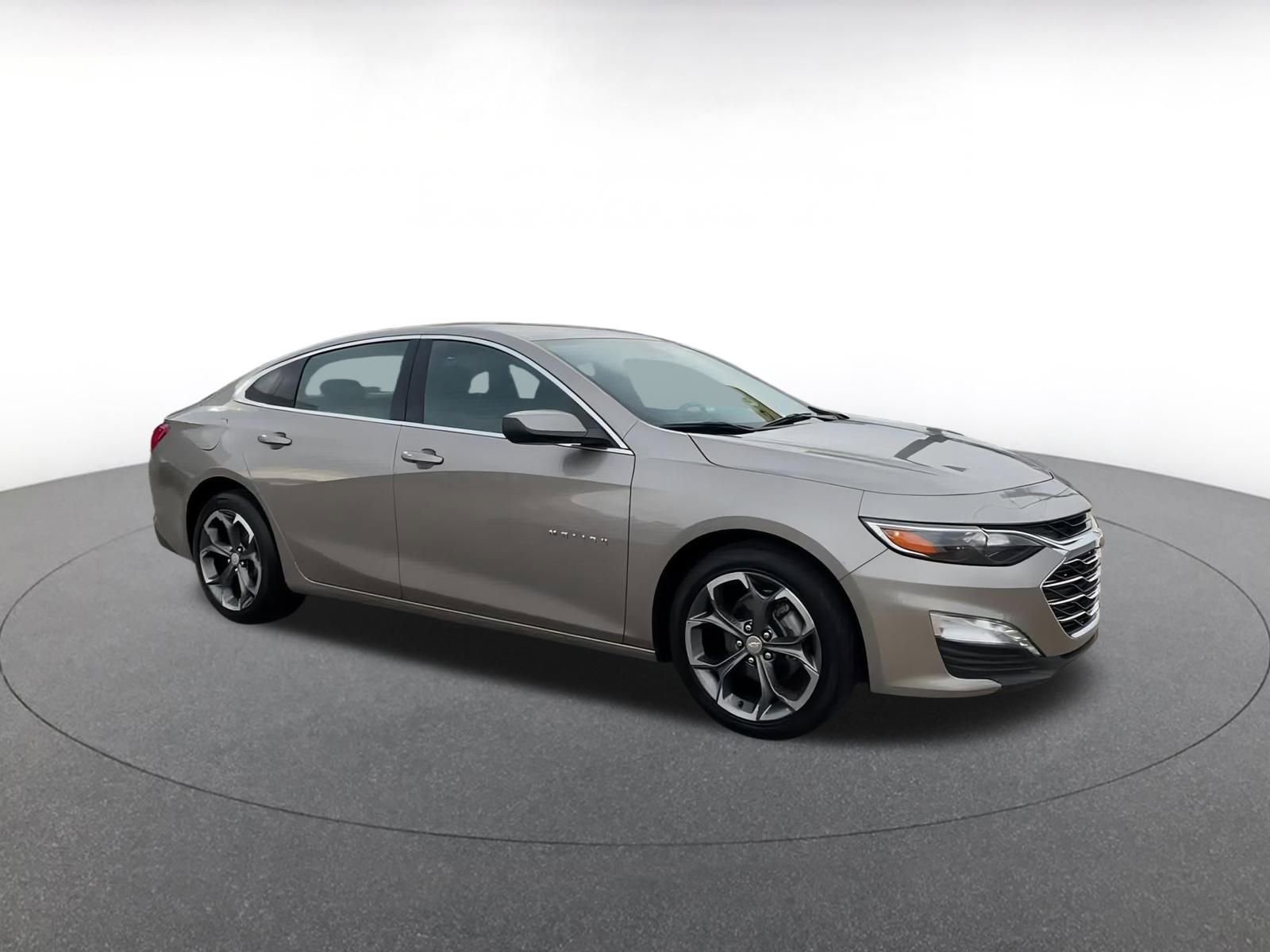Thumbnail: 2023 Chevrolet Malibu - 2
