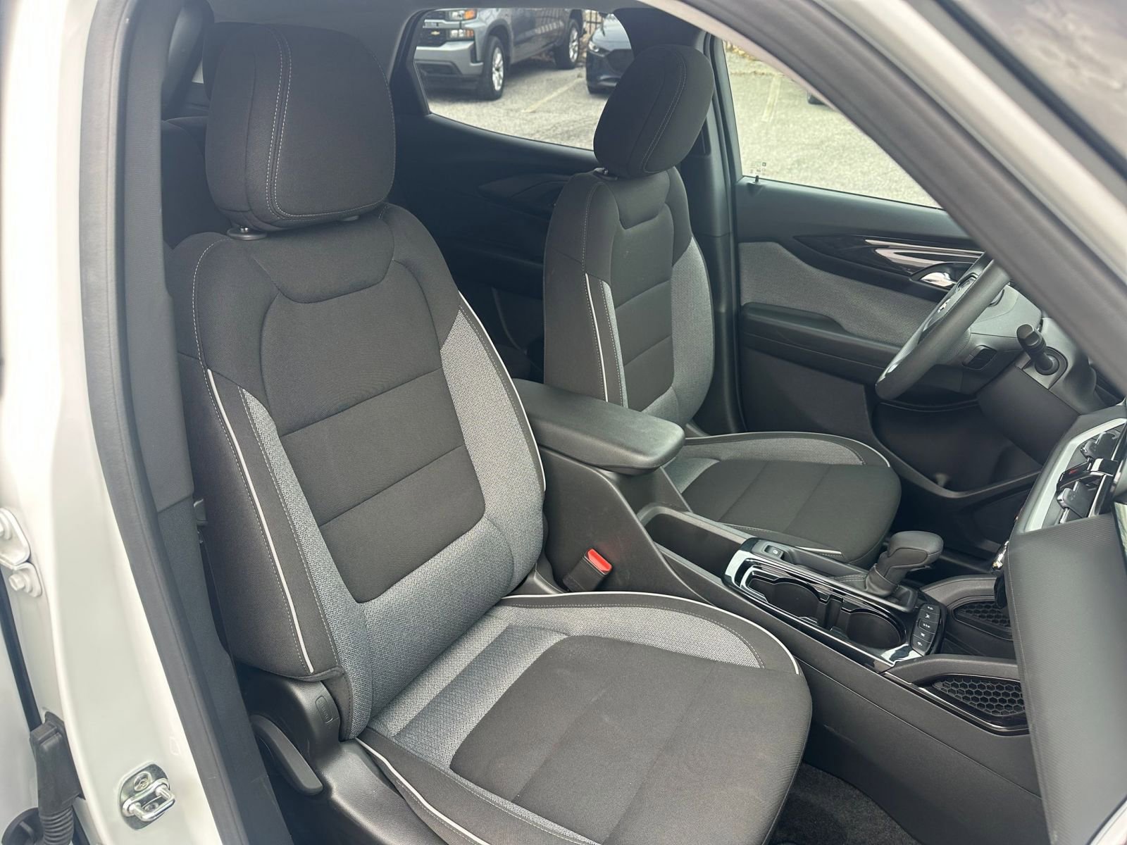 Thumbnail: 2025 Chevrolet TrailBlazer - 34