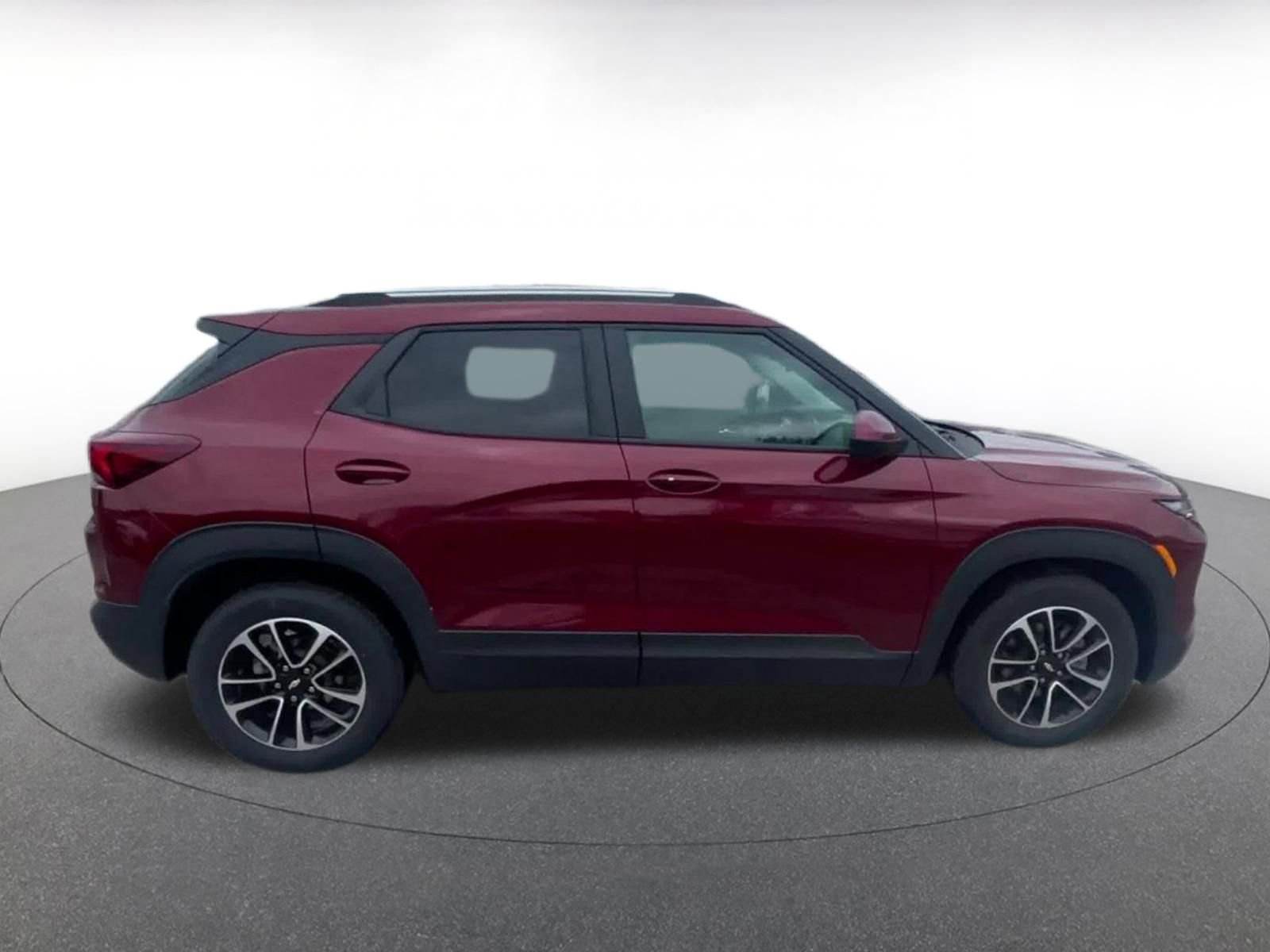 Thumbnail: 2025 Chevrolet TrailBlazer - 16
