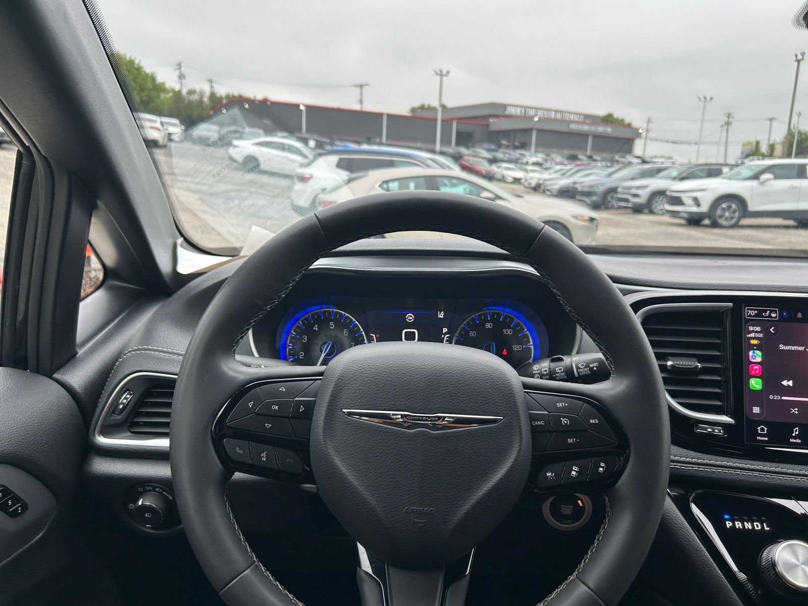 Thumbnail: 2025 Chrysler Pacifica - 28