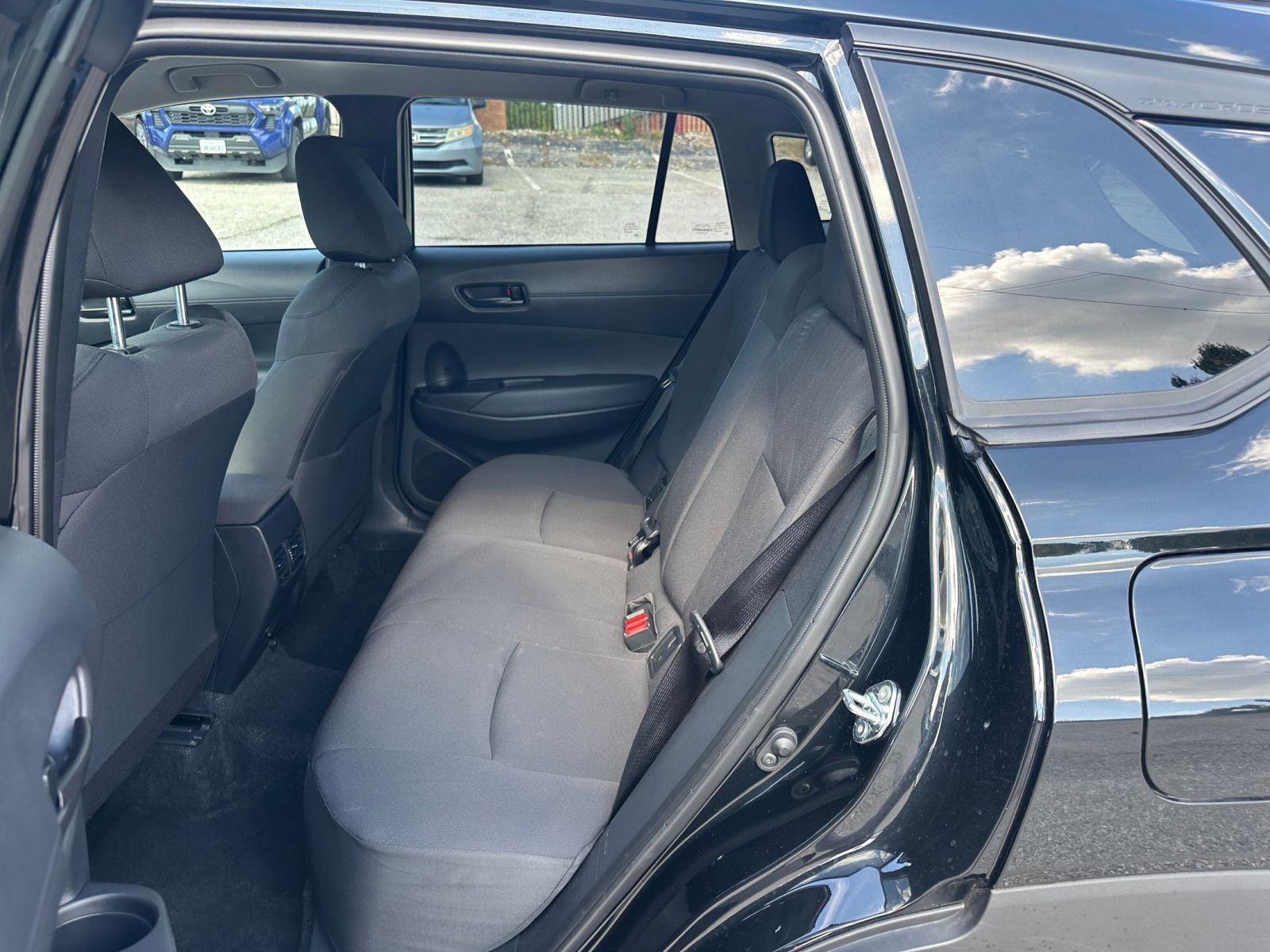 Thumbnail: 2025 Toyota Corolla Cross - 24