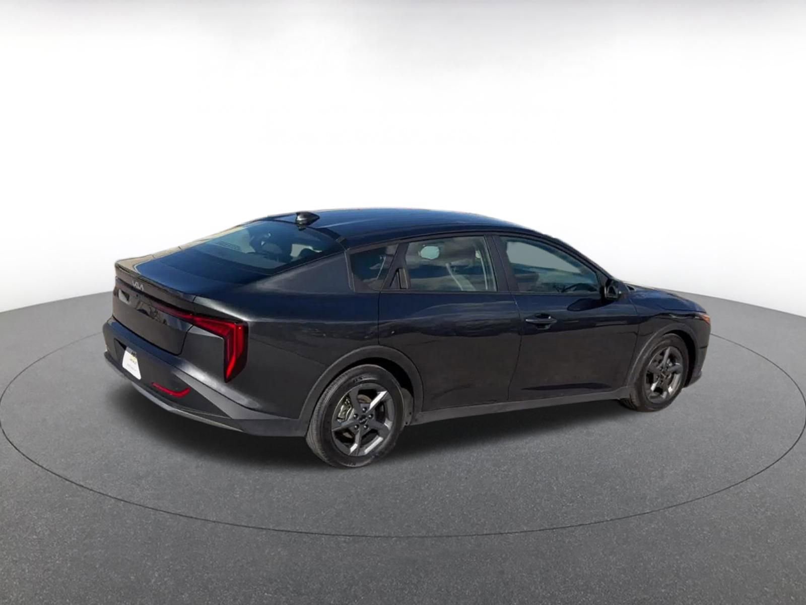 Thumbnail: 2025 Kia K4 - 14