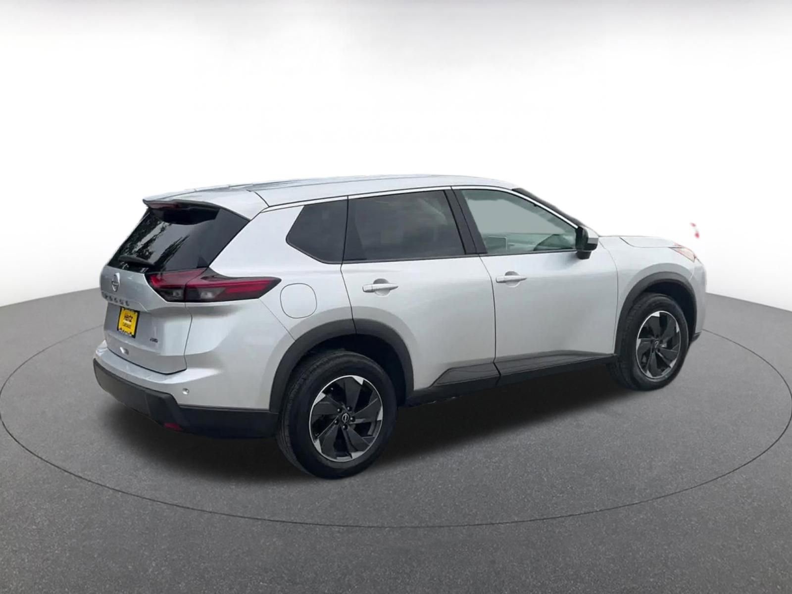 Thumbnail: 2025 Nissan Rogue - 15
