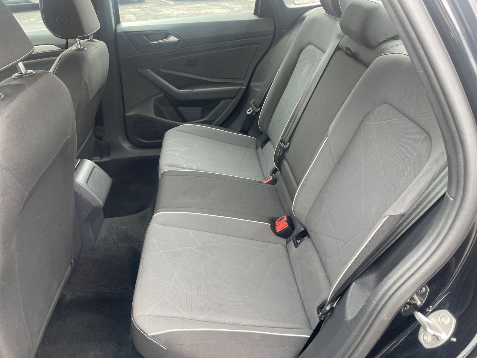 Thumbnail: 2025 Volkswagen Jetta - 21