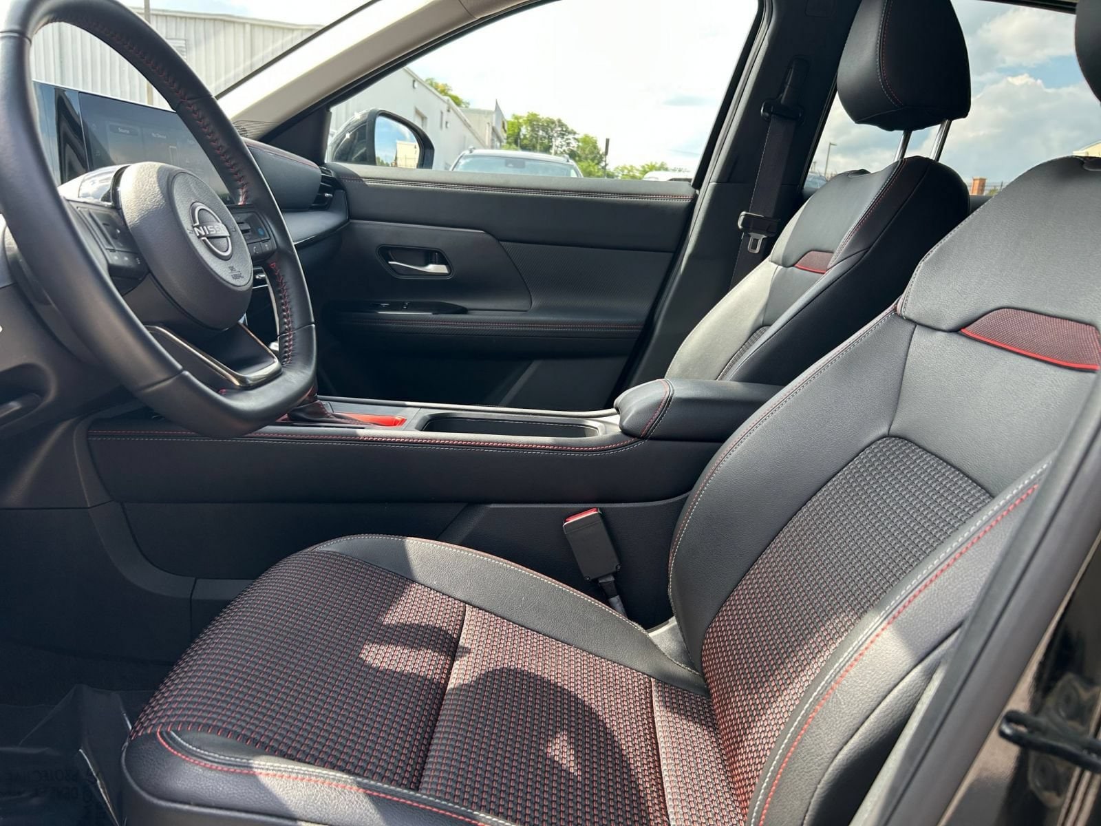 Thumbnail: 2026 Nissan Kicks - 21