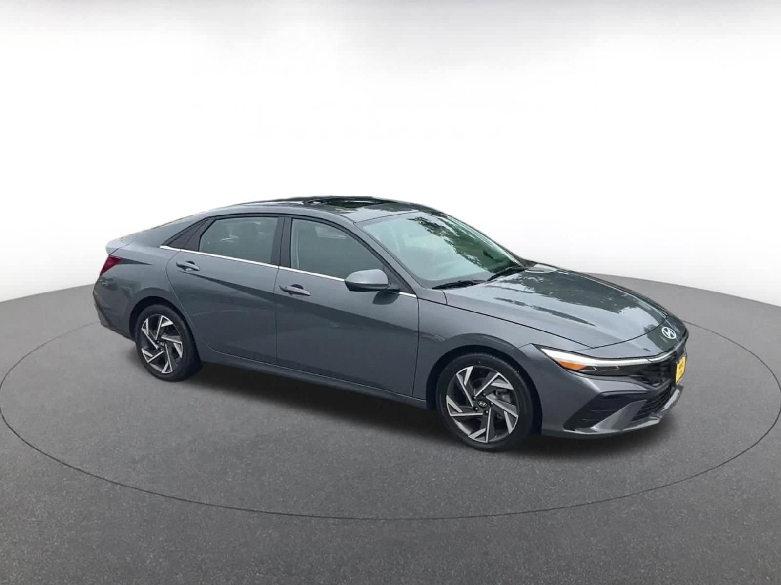 Thumbnail: 2025 Hyundai Elantra - 2
