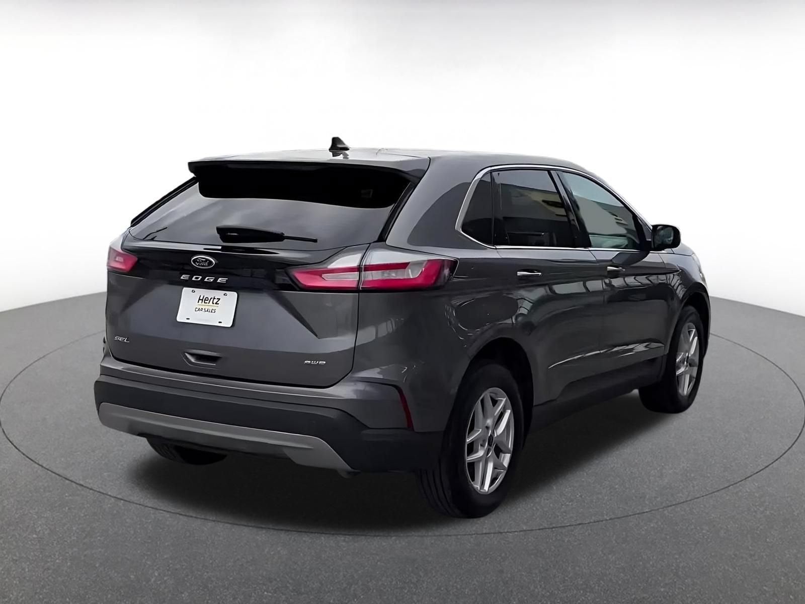 Thumbnail: 2024 Ford Edge - 14