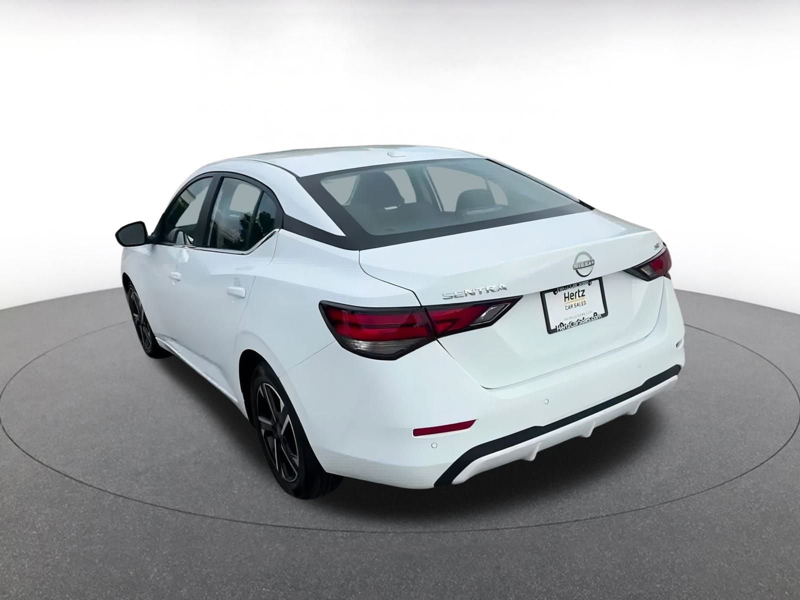 Thumbnail: 2024 Nissan Sentra - 11