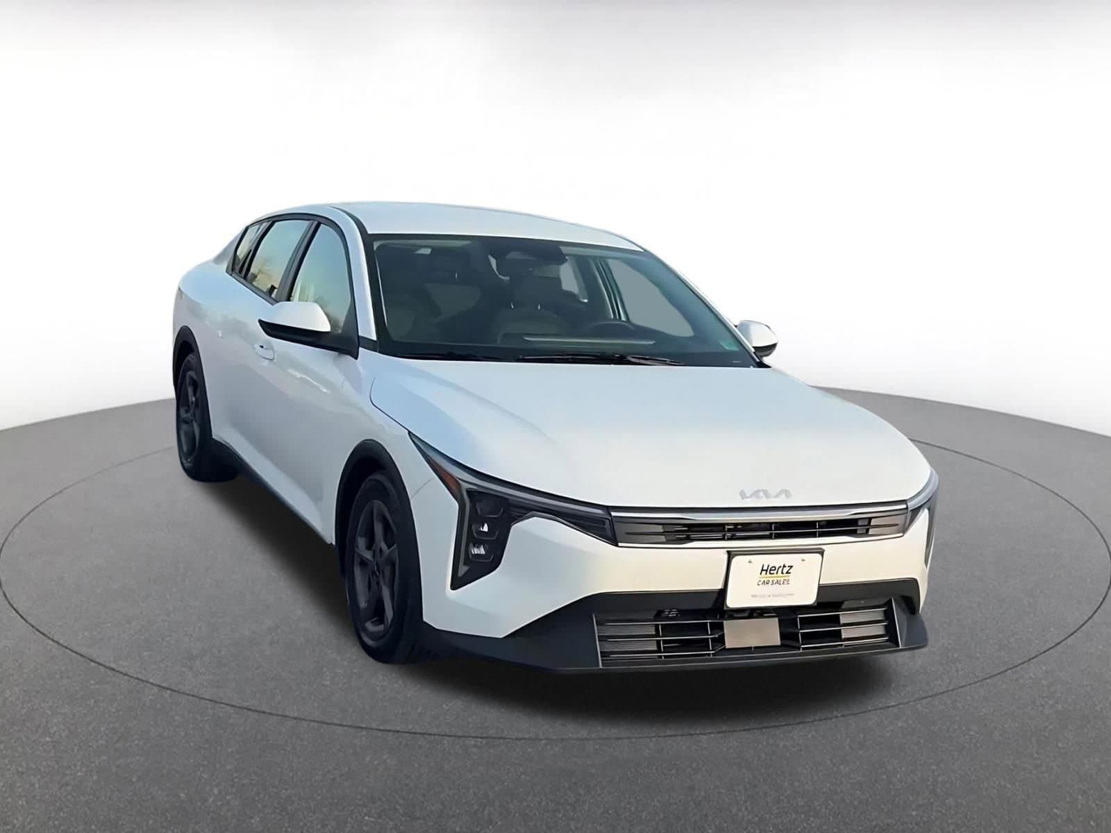 Thumbnail: 2025 Kia K4 - 3