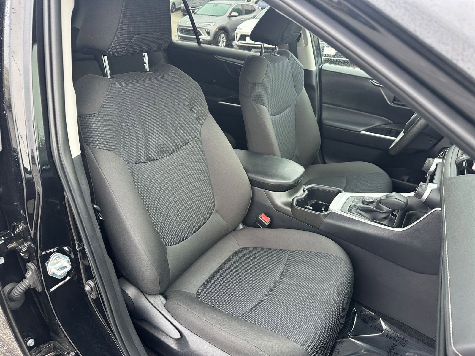 Thumbnail: 2025 Toyota RAV4 - 35