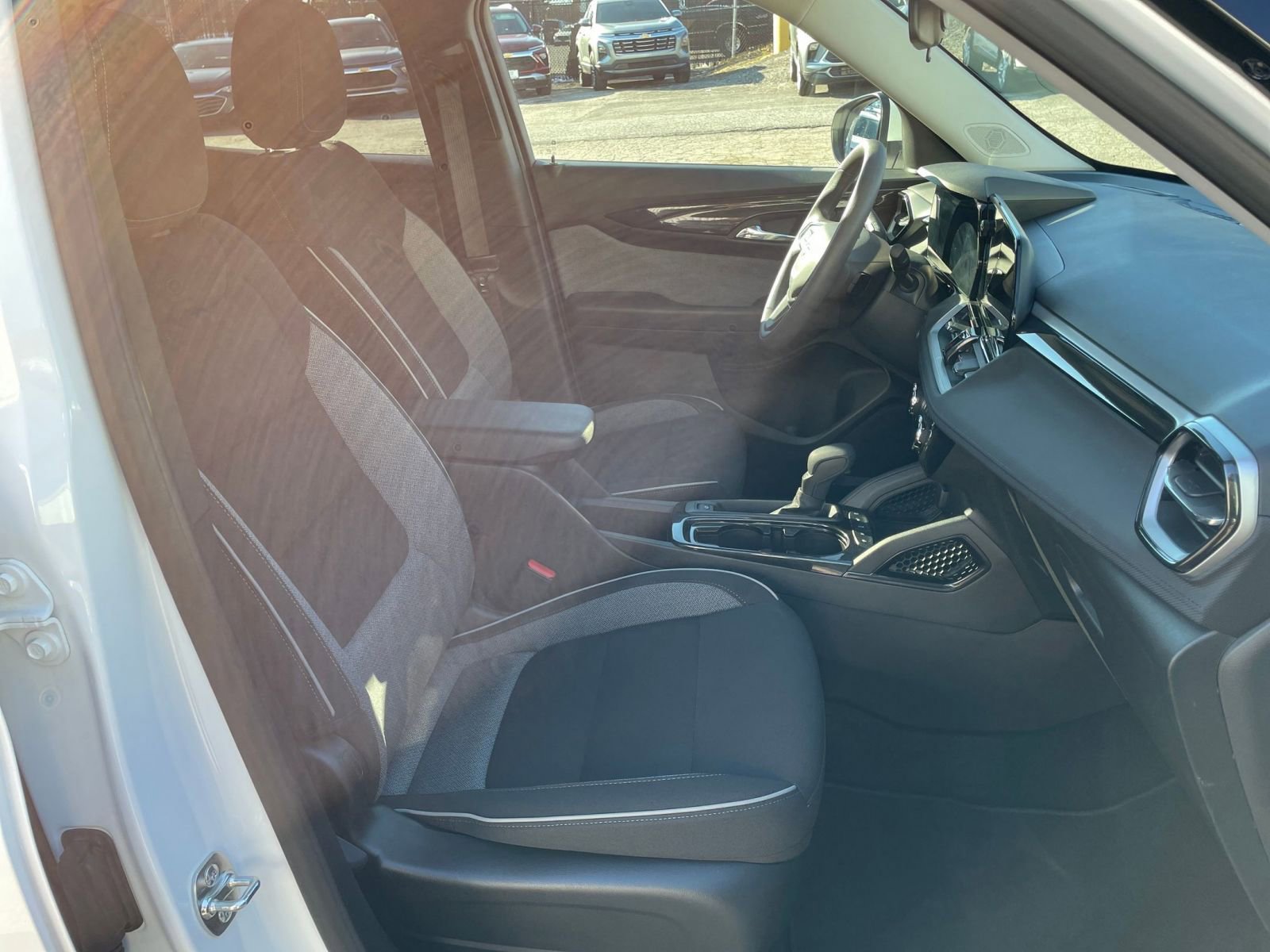 Thumbnail: 2025 Chevrolet TrailBlazer - 34