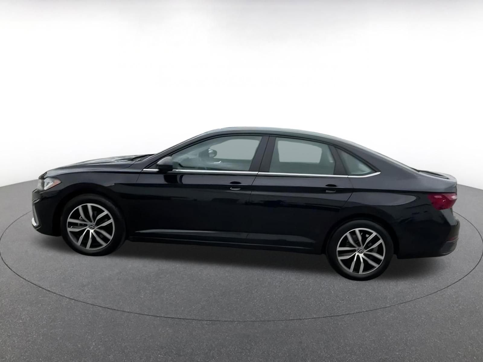 Thumbnail: 2025 Volkswagen Jetta - 10