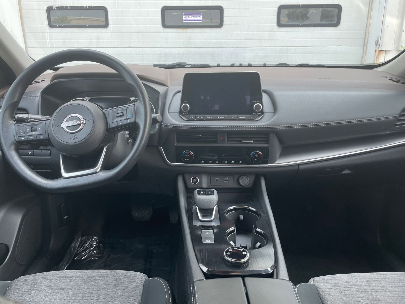 Thumbnail: 2023 Nissan Rogue - 33