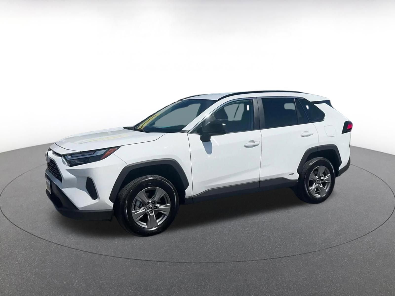 Thumbnail: 2025 Toyota RAV4 - 8