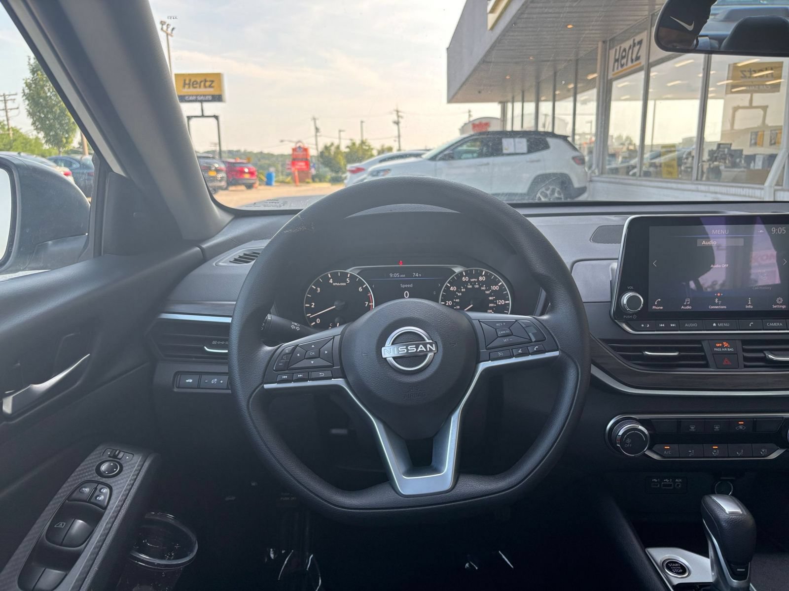 Thumbnail: 2025 Nissan Altima - 29