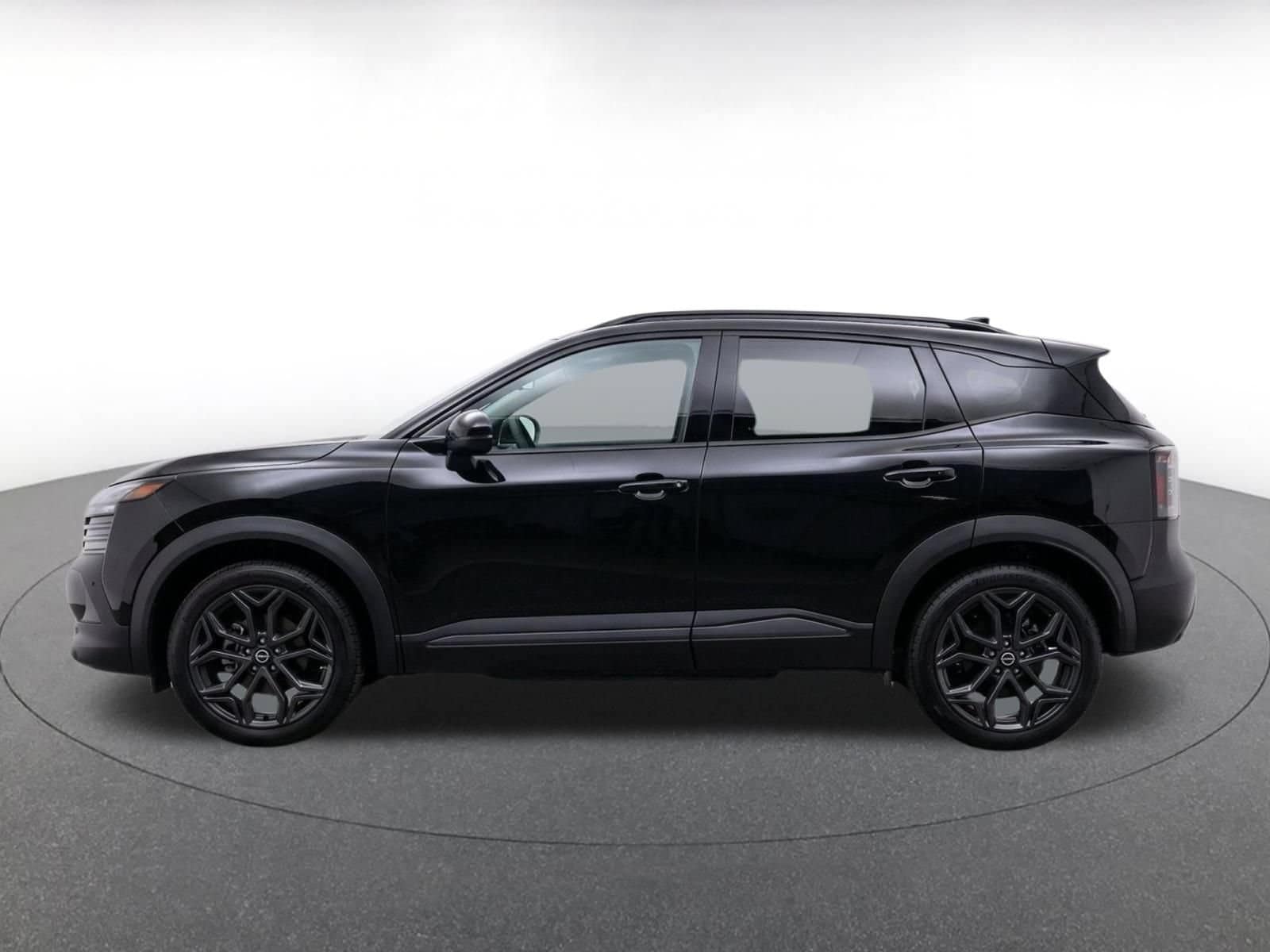 Thumbnail: 2026 Nissan Kicks - 4