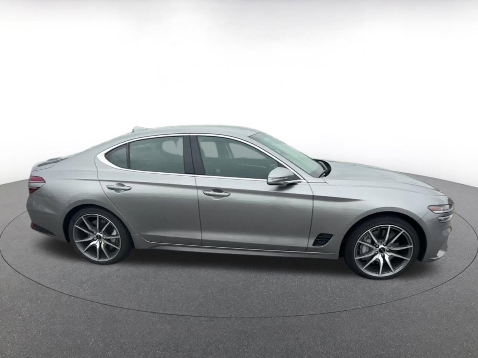 Thumbnail: 2025 Genesis G70 - 16