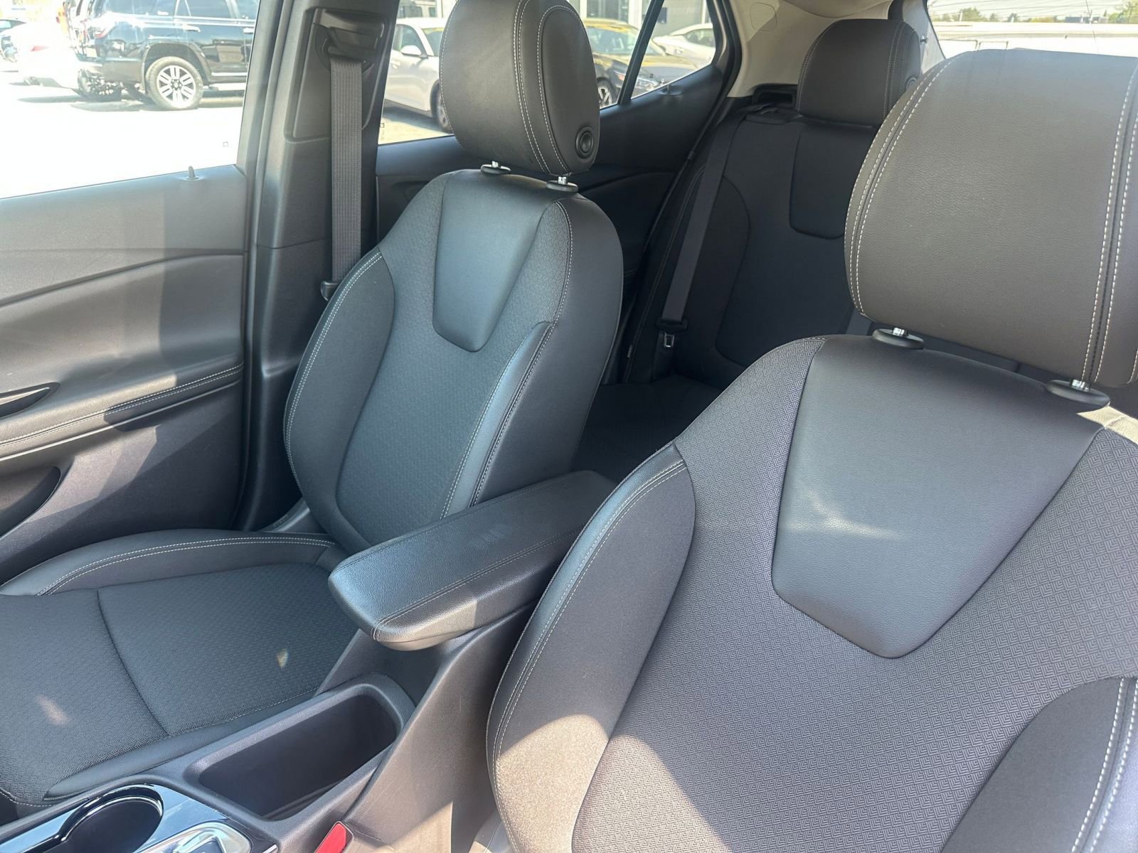 Thumbnail: 2025 Buick Encore GX - 35