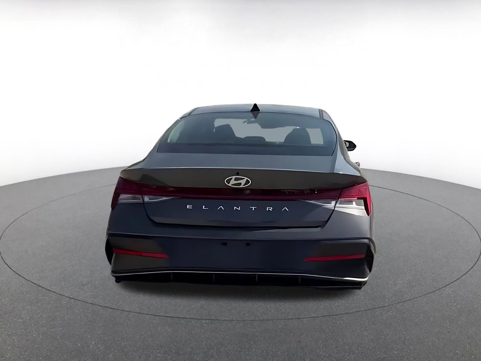 Thumbnail: 2025 Hyundai Elantra - 12