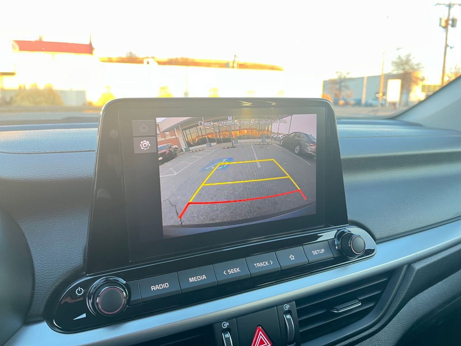 Thumbnail: 2024 Kia Forte - 22