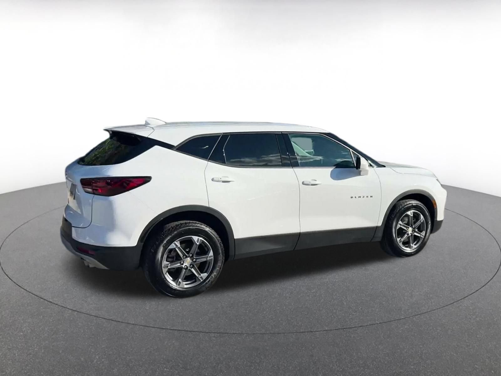 Thumbnail: 2026 Chevrolet Blazer - 13