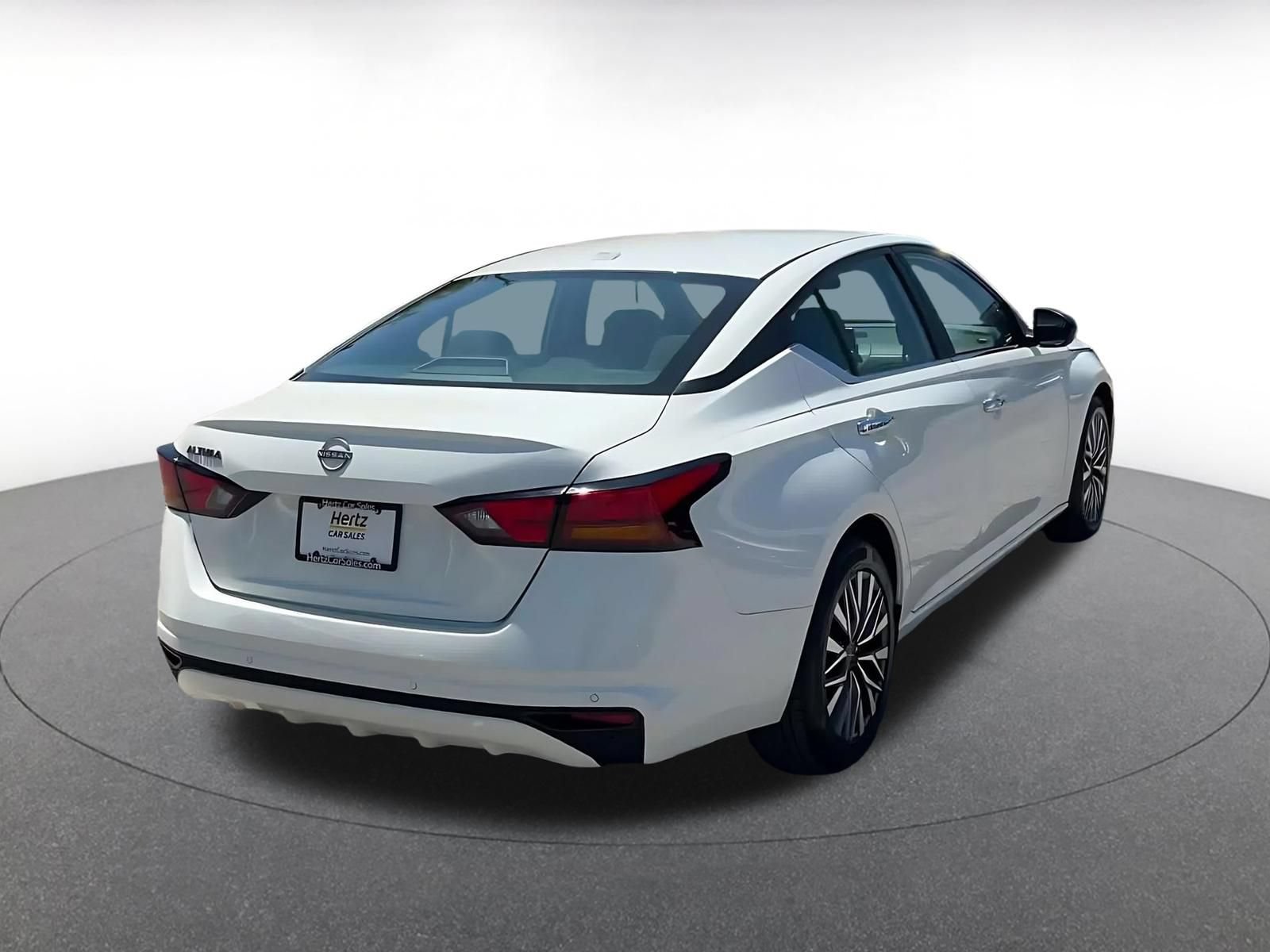 Thumbnail: 2025 Nissan Altima - 14