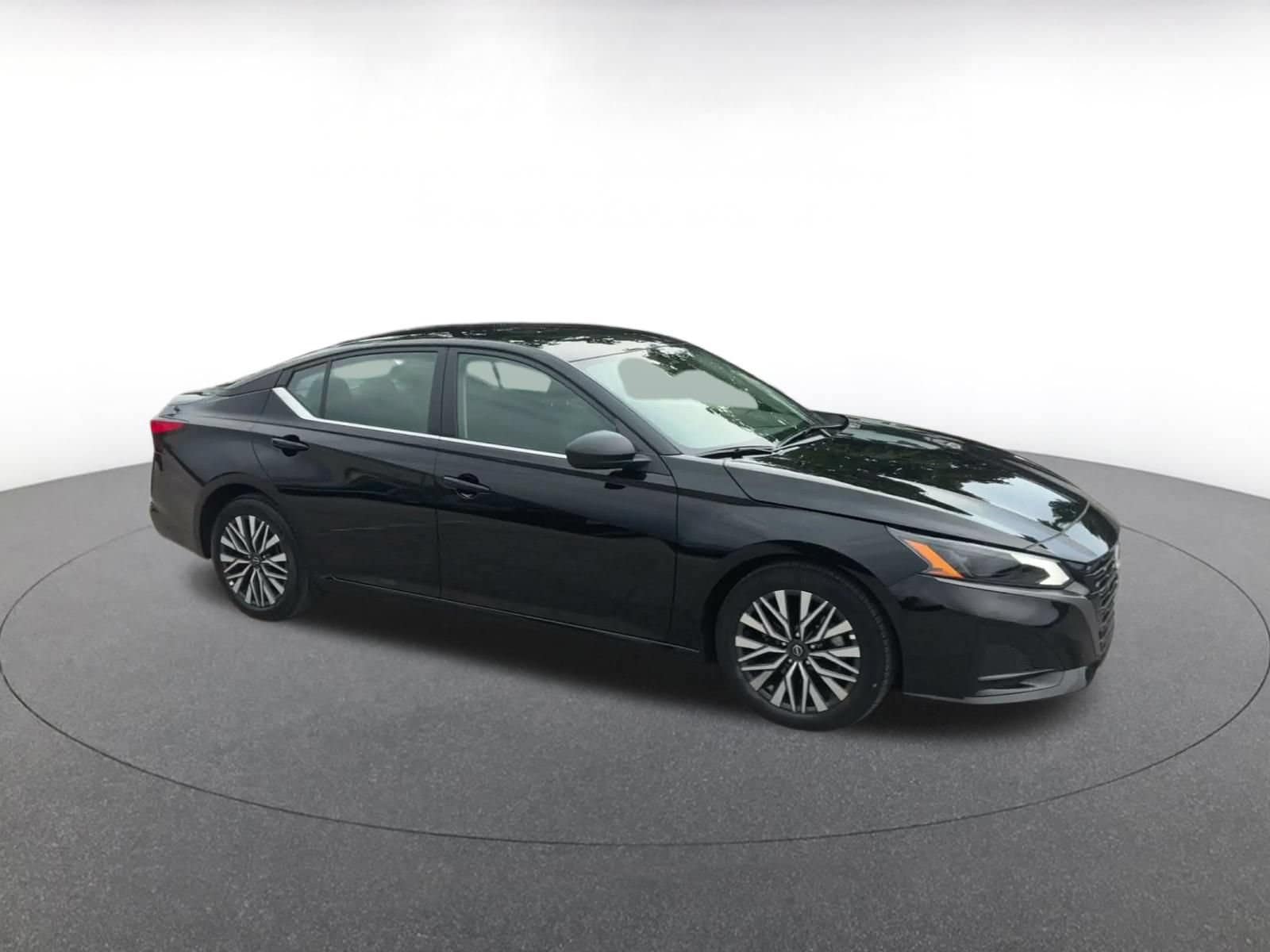 Thumbnail: 2026 Nissan Altima - 2
