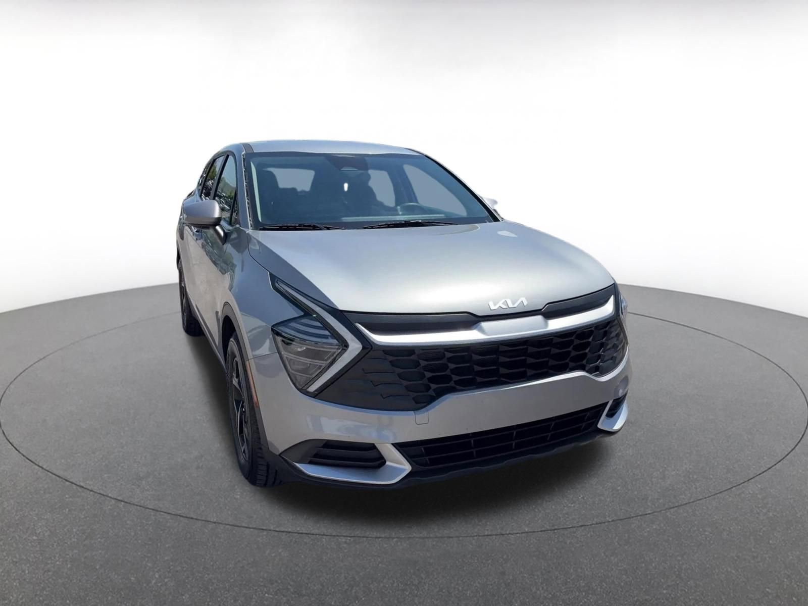 Thumbnail: 2024 Kia Sportage - 3