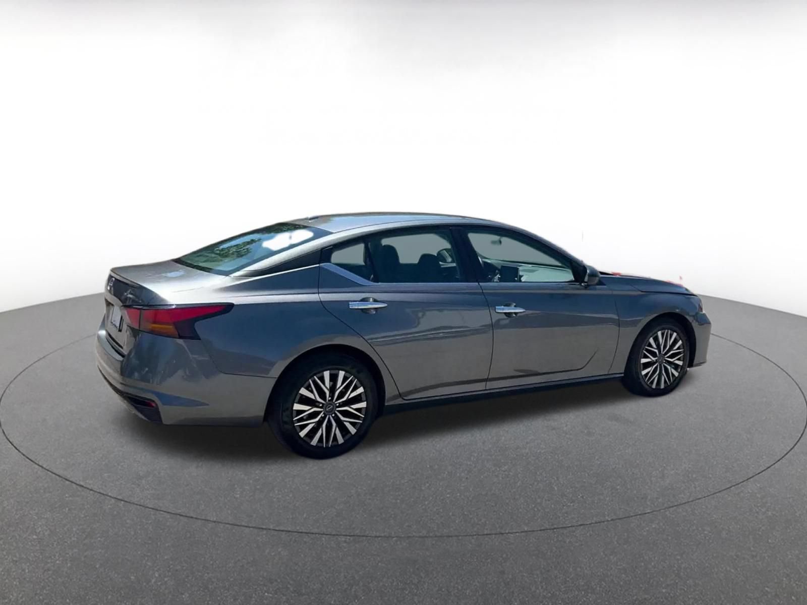 Thumbnail: 2025 Nissan Altima - 14