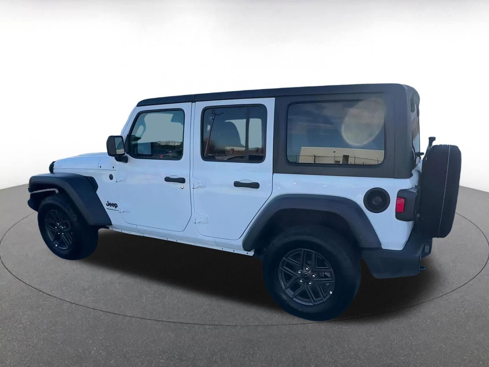 Thumbnail: 2025 Jeep Wrangler - 10