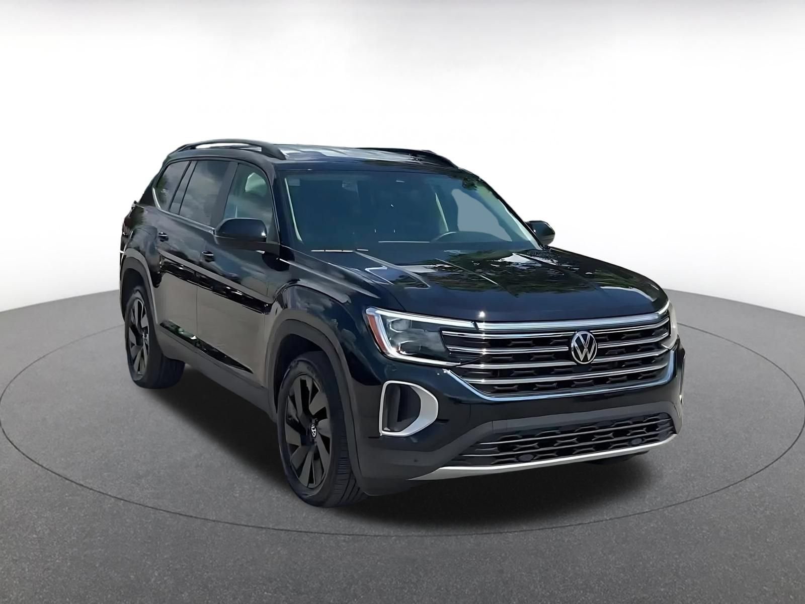 Thumbnail: 2026 Volkswagen Atlas - 3