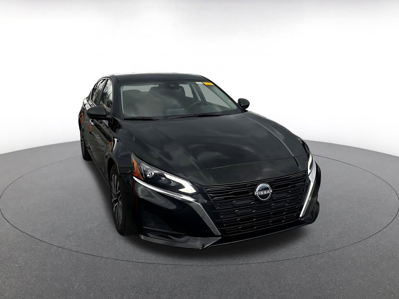 Thumbnail: 2025 Nissan Altima - 1