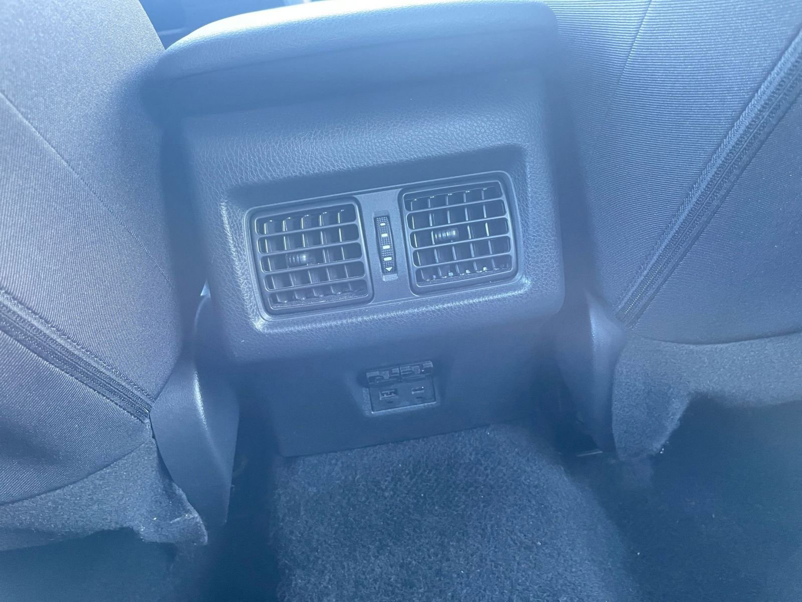 Thumbnail: 2025 Toyota Camry - 23