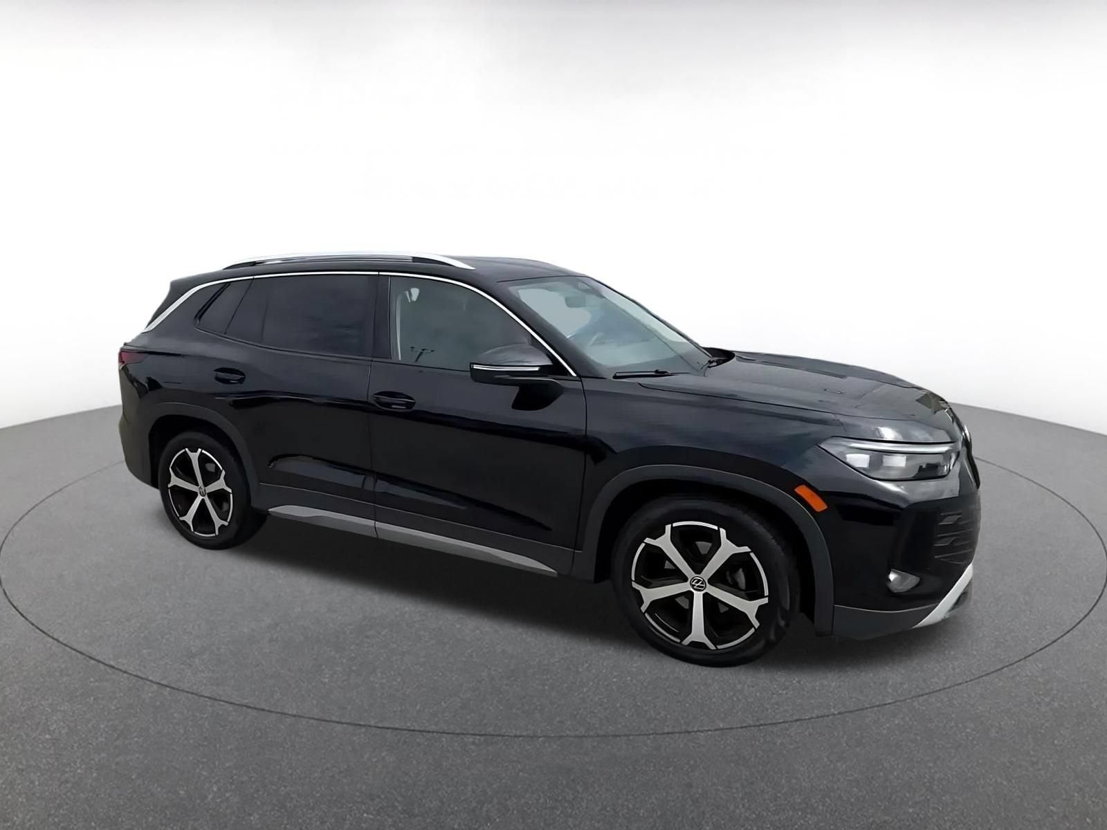 Thumbnail: 2026 Volkswagen Tiguan - 2