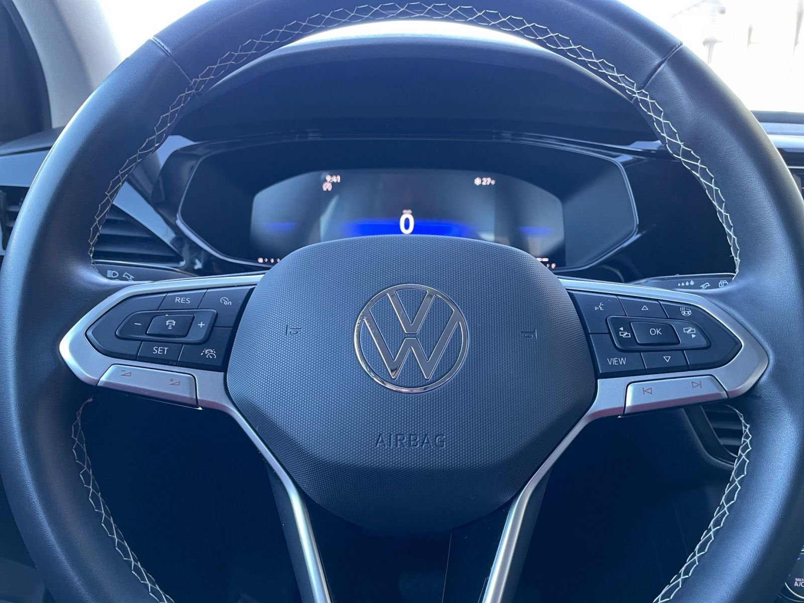 Thumbnail: 2024 Volkswagen Taos - 25