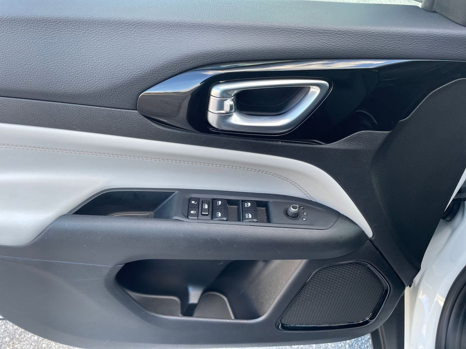 Thumbnail: 2025 Jeep Compass - 20