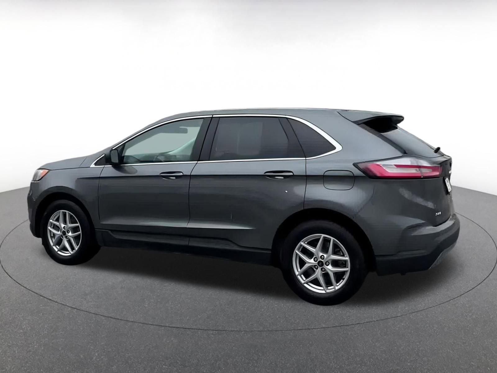 2024 Ford Edge SEL 11