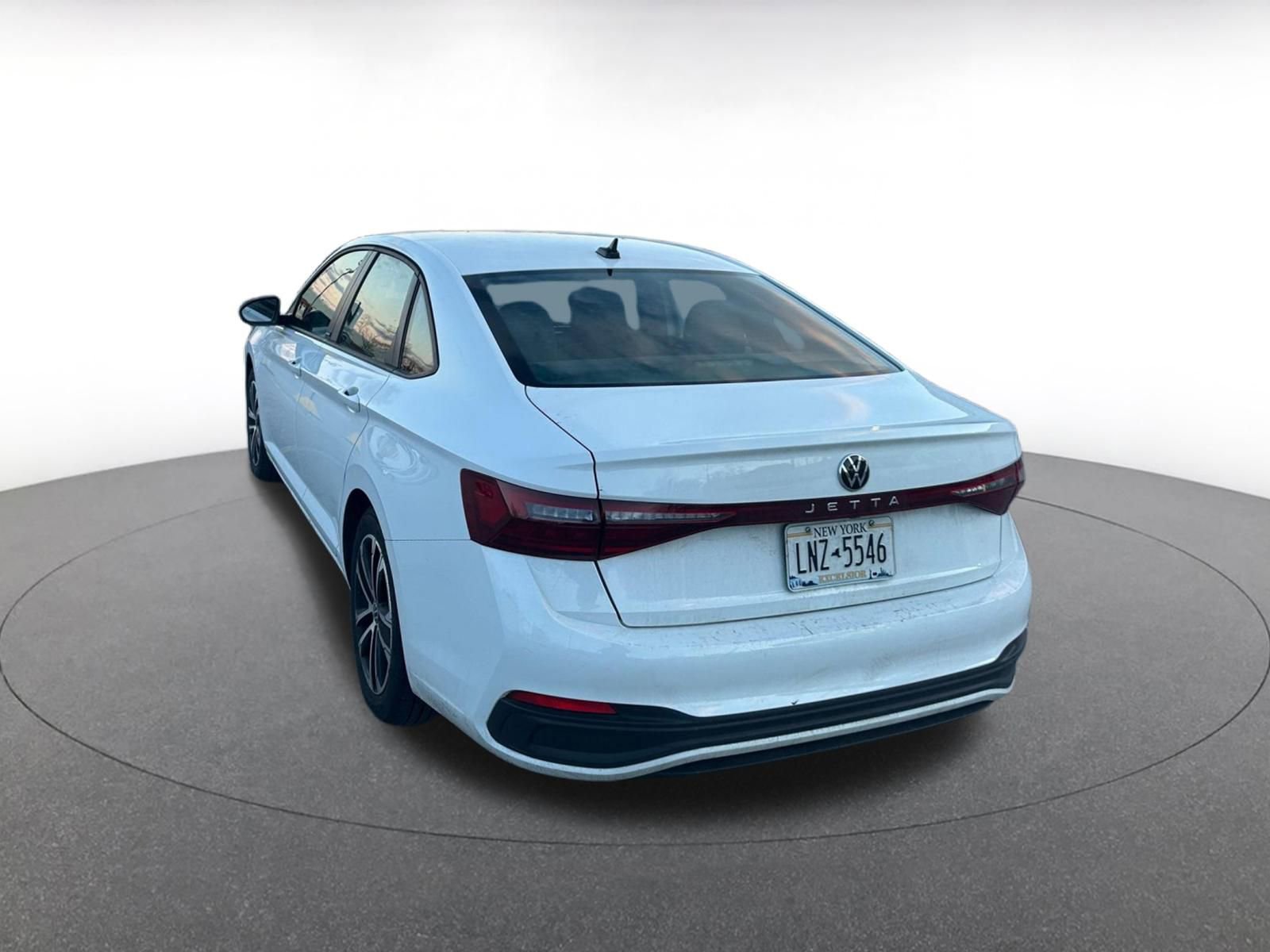 Thumbnail: 2025 Volkswagen Jetta - 4