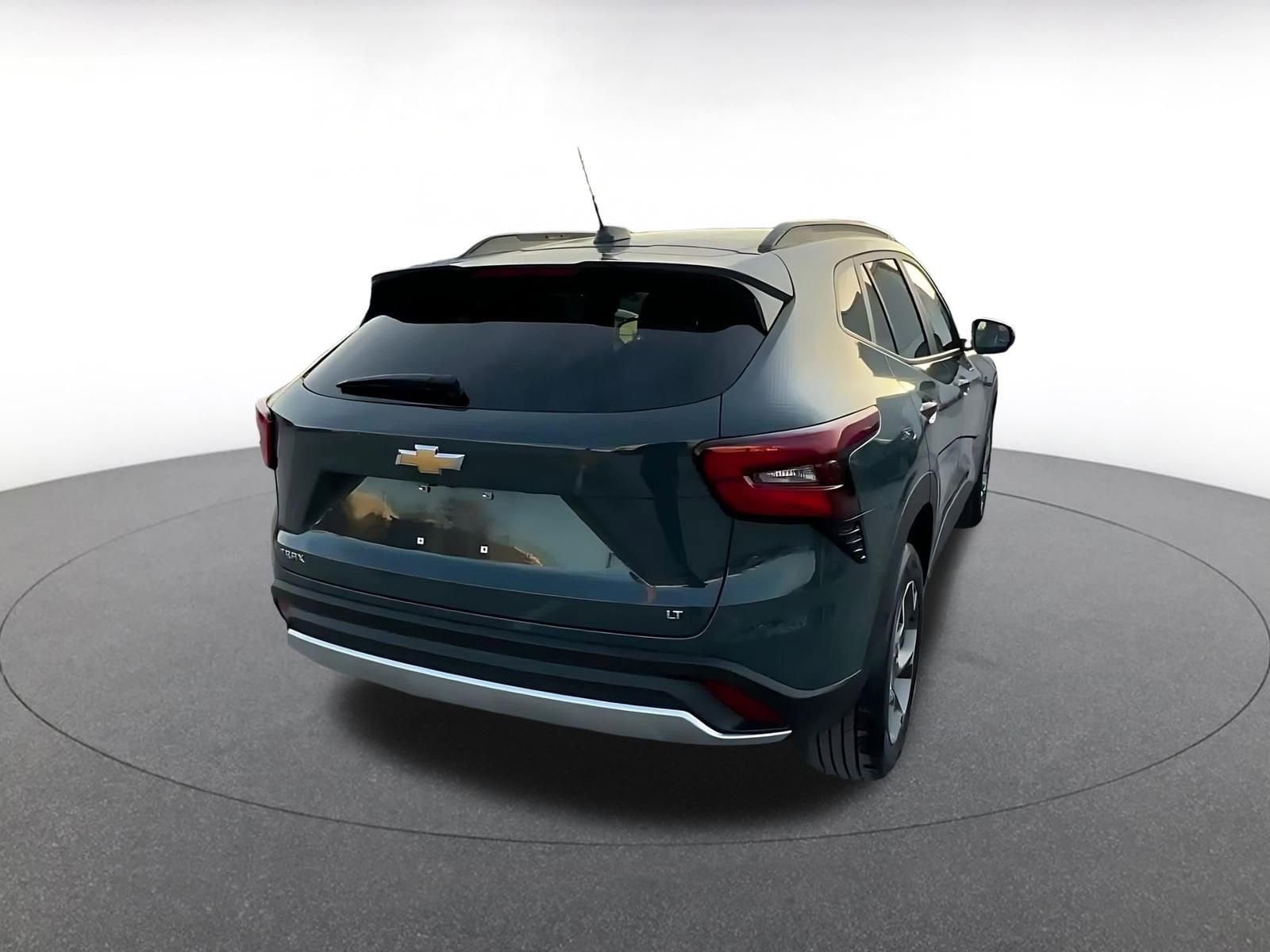 Thumbnail: 2025 Chevrolet Trax - 15