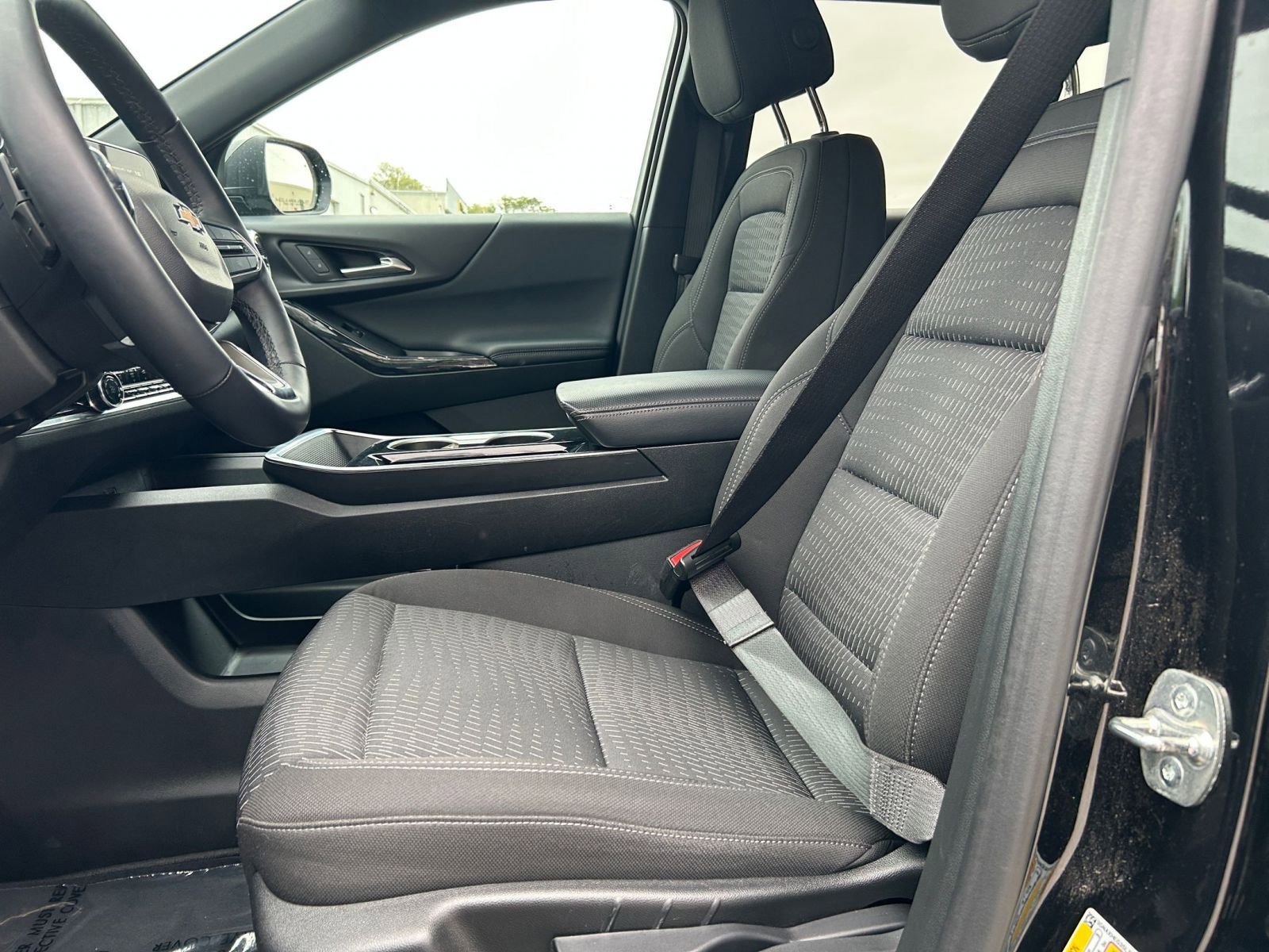 Thumbnail: 2025 Chevrolet Equinox - 22