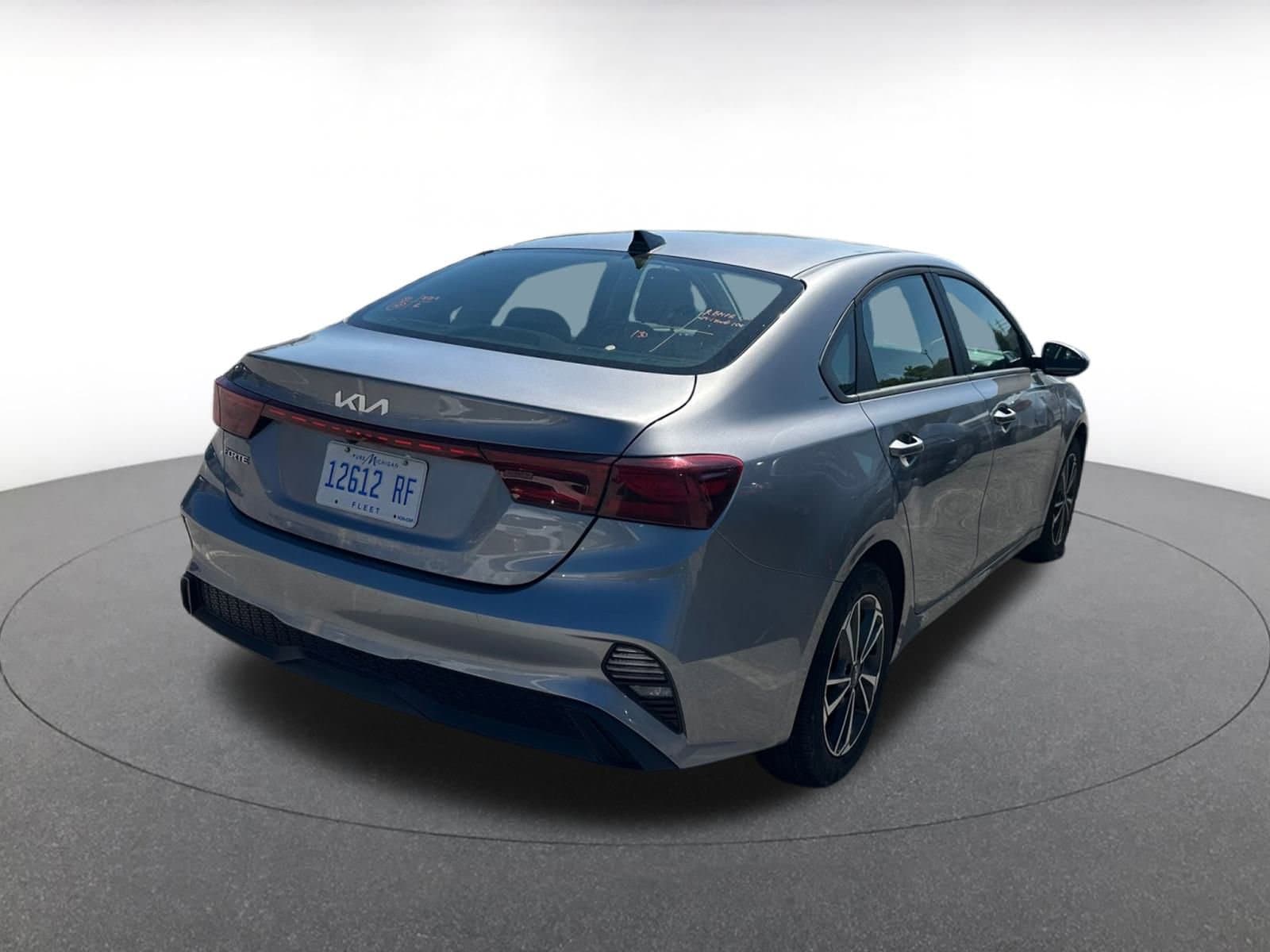 Thumbnail: 2024 Kia Forte - 6