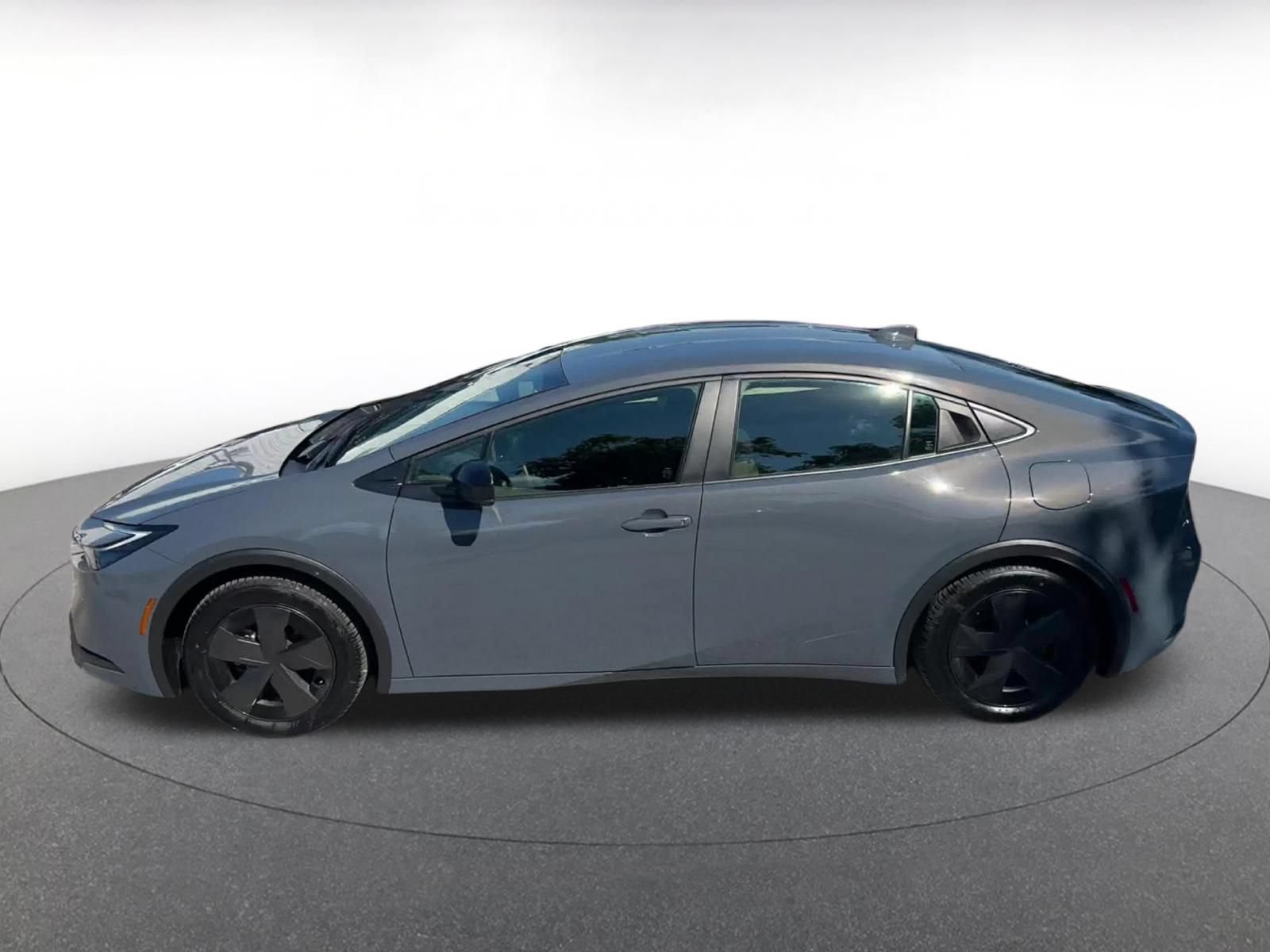 Thumbnail: 2025 Toyota Prius - 9