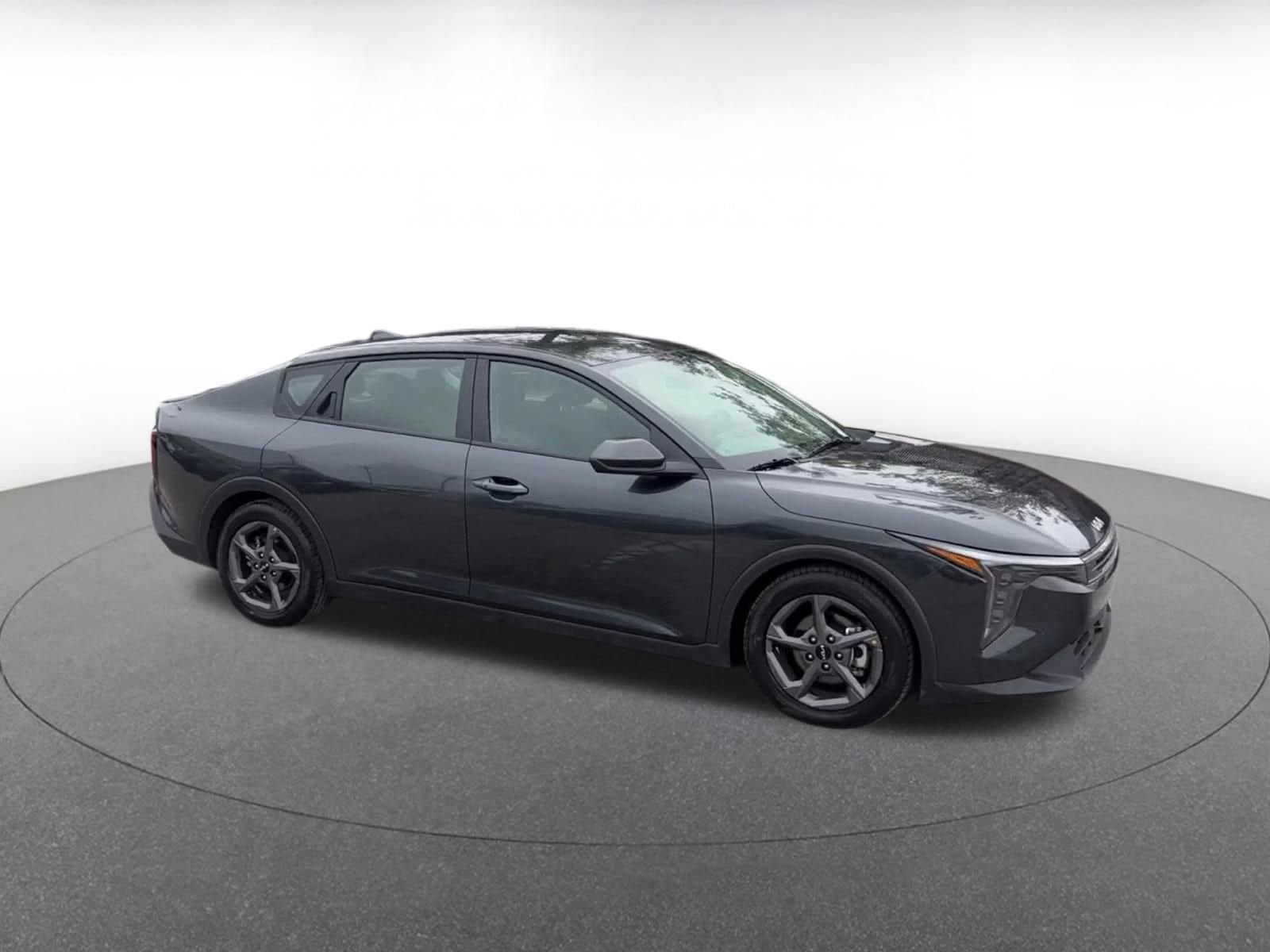 Thumbnail: 2025 Kia K4 - 2