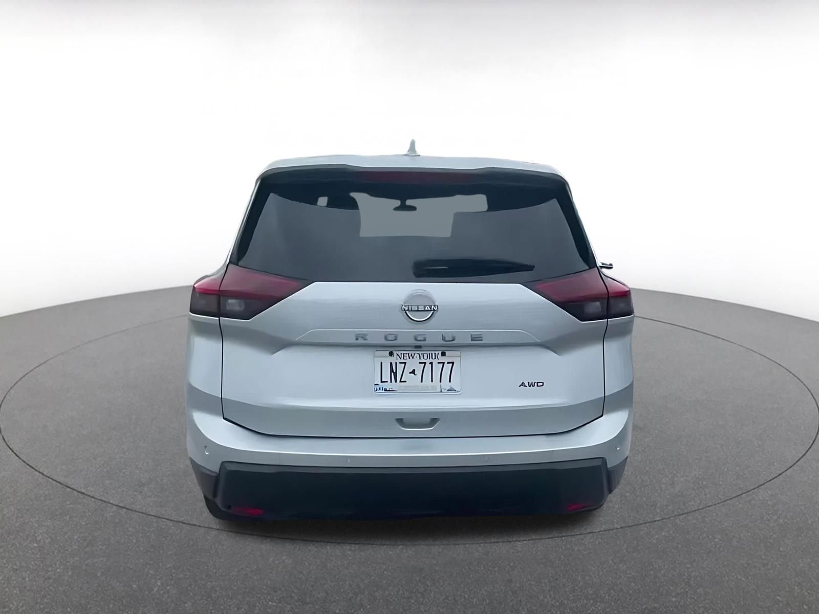 Thumbnail: 2025 Nissan Rogue - 12