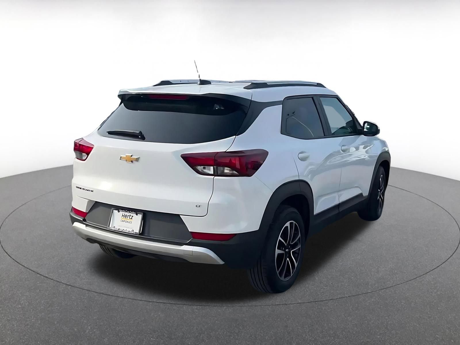 Thumbnail: 2025 Chevrolet TrailBlazer - 14