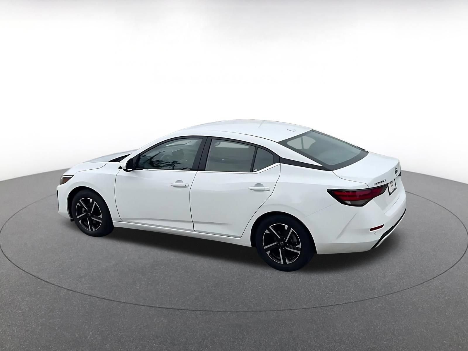 Thumbnail: 2025 Nissan Sentra - 8