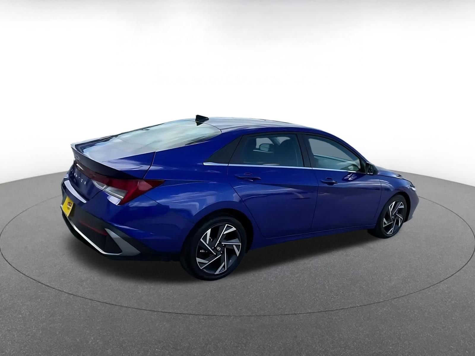 Thumbnail: 2025 Hyundai Elantra - 15