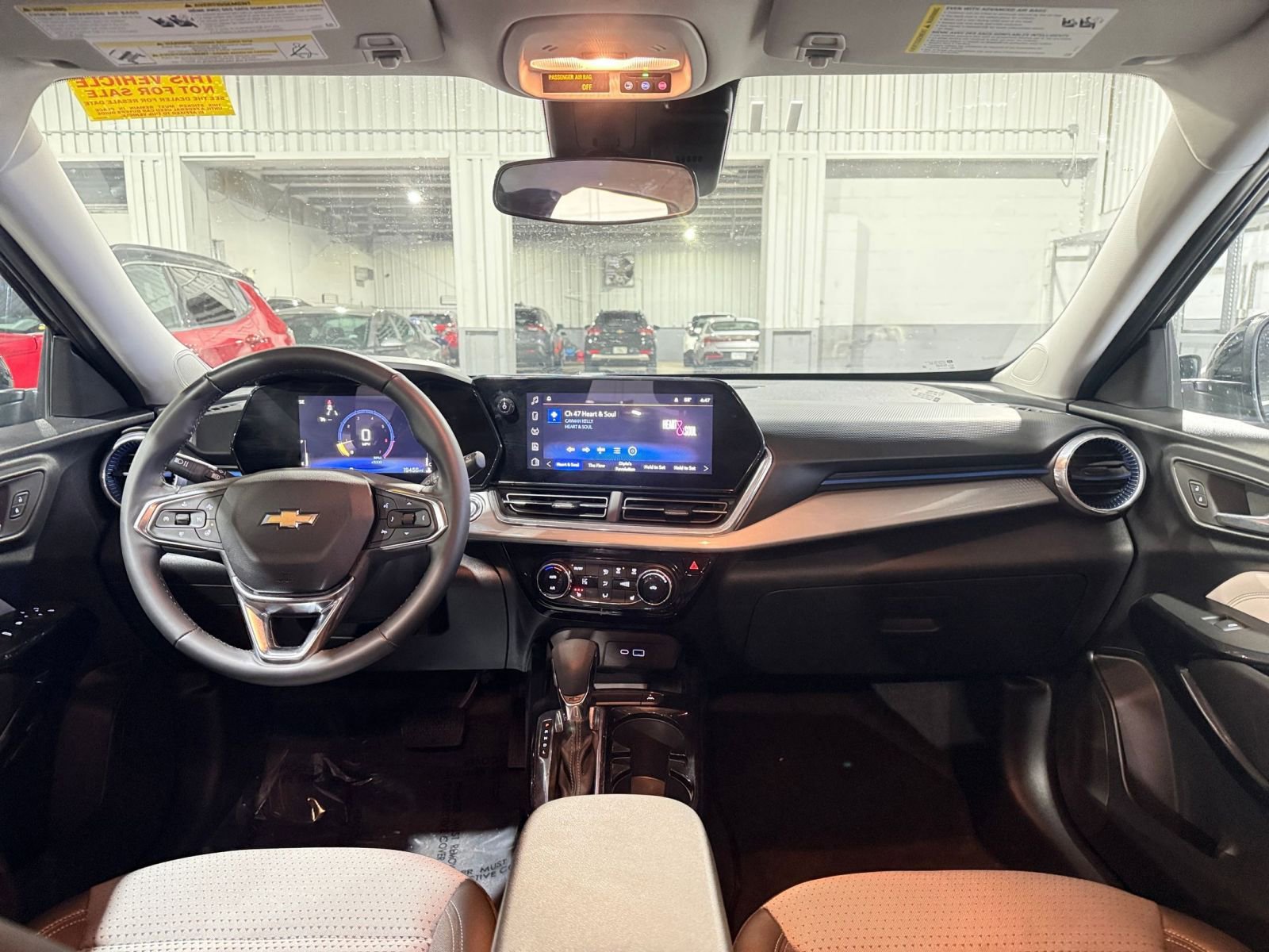 Thumbnail: 2025 Chevrolet Trax - 32