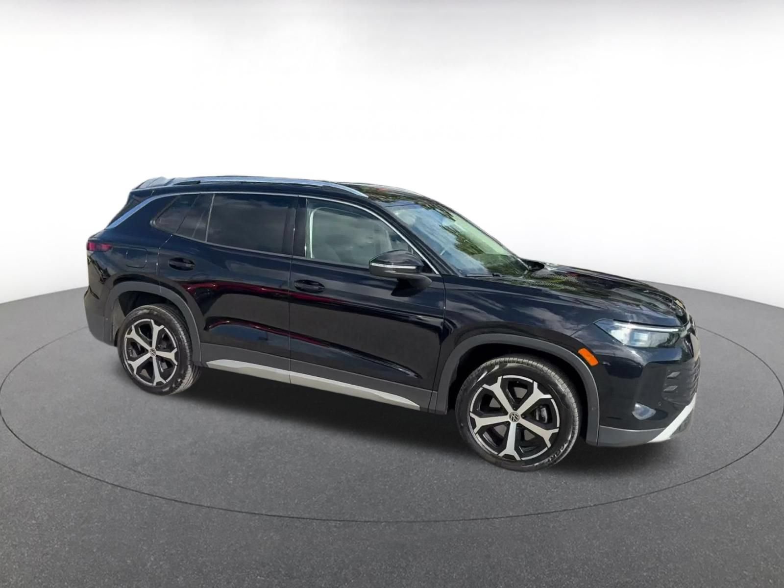 Thumbnail: 2026 Volkswagen Tiguan - 2